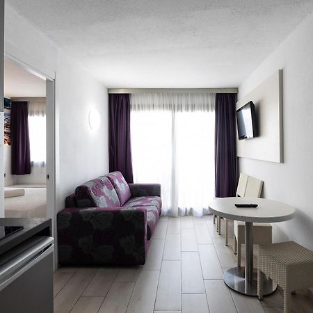 Aparthotel Miami Park Calella Ngoại thất bức ảnh