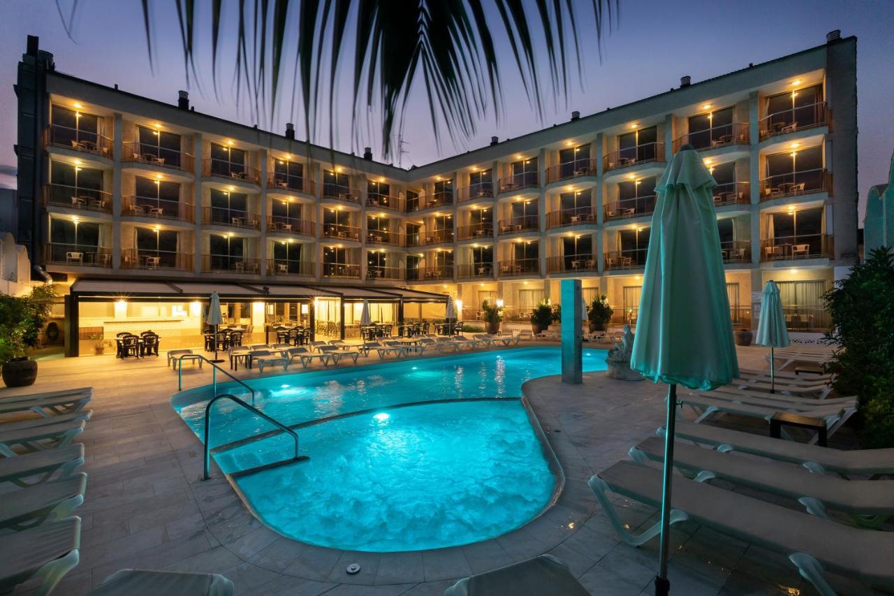Aparthotel Miami Park Calella Ngoại thất bức ảnh