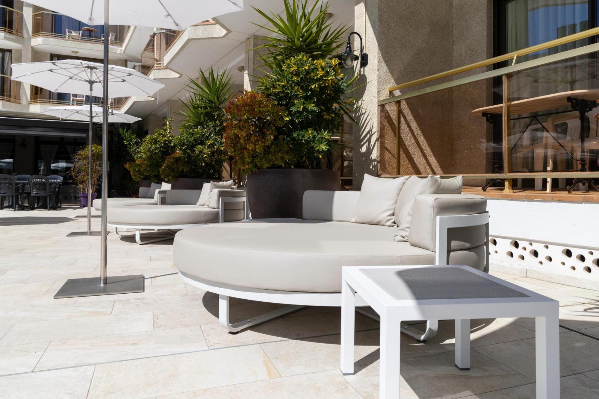 Aparthotel Miami Park Calella Ngoại thất bức ảnh