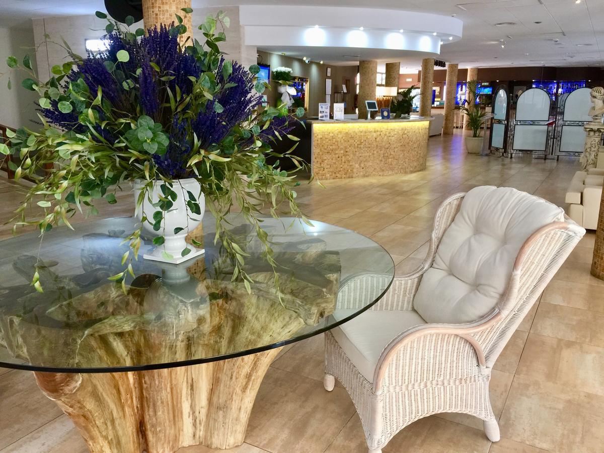 Aparthotel Miami Park Calella Ngoại thất bức ảnh